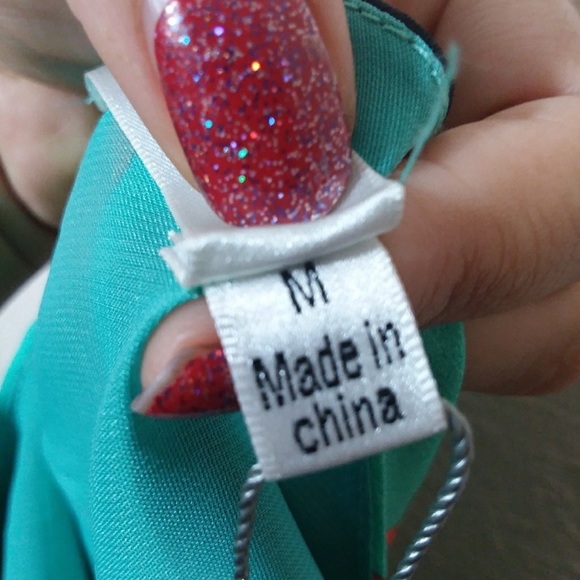 Dress - Picture 7 of 7